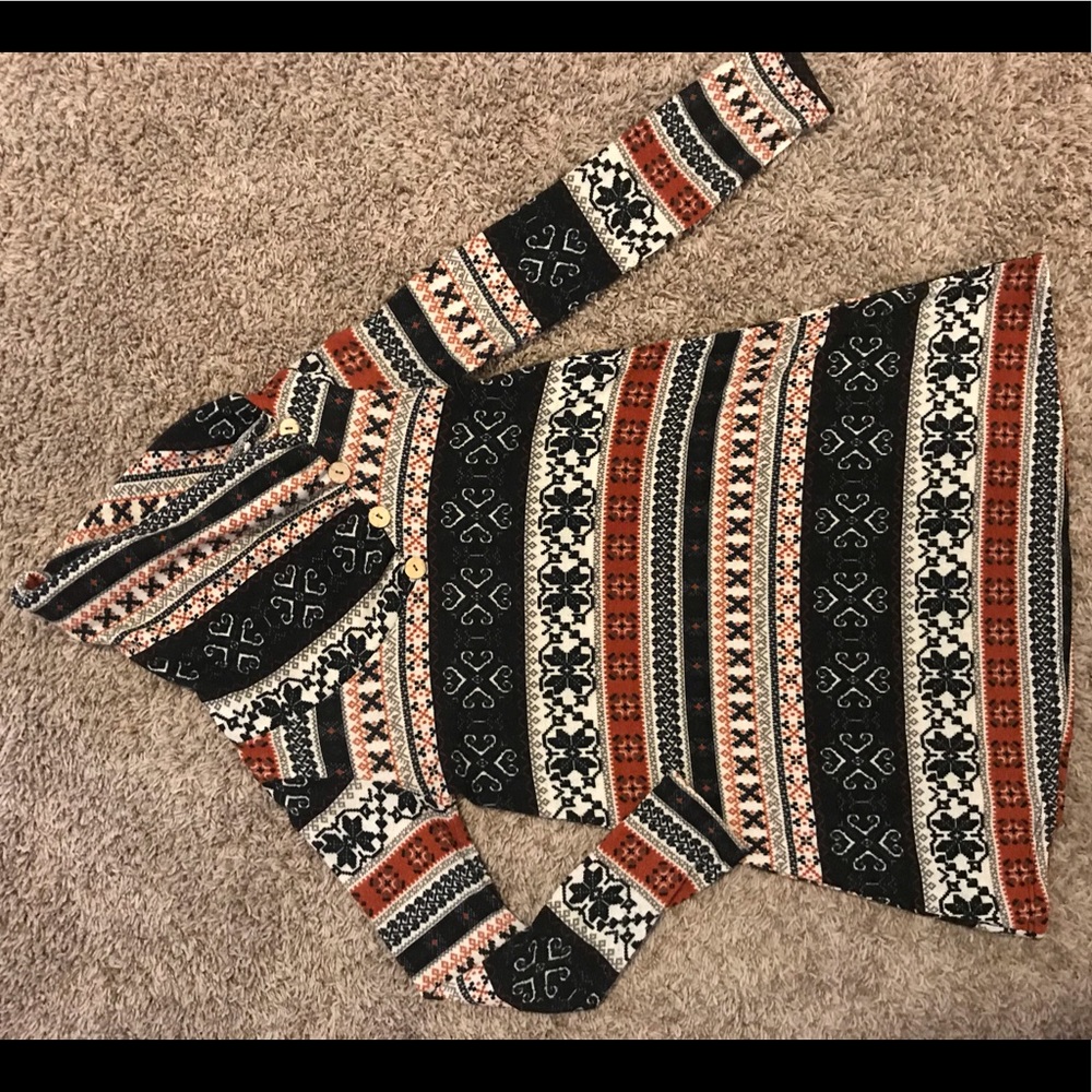 Mon Ami knit patterned shirt sweater